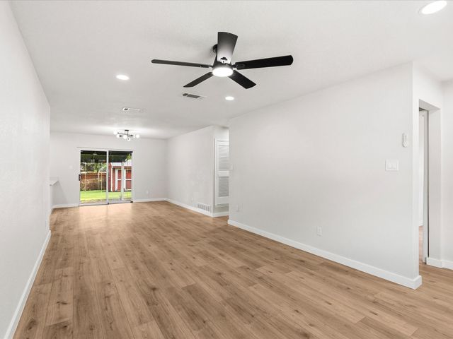 5925 Hanson Drive, Watauga, TX 76148