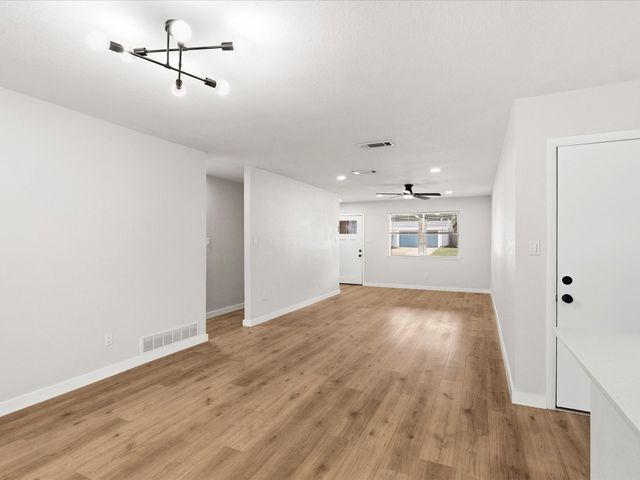 5925 Hanson Drive, Watauga, TX 76148