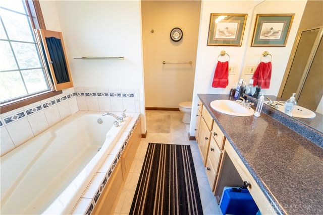 1376 Bartley Road, Dayton, OH 45414