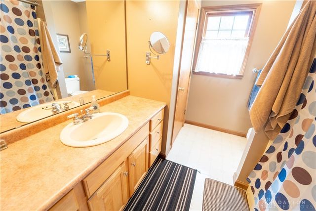 1376 Bartley Road, Dayton, OH 45414