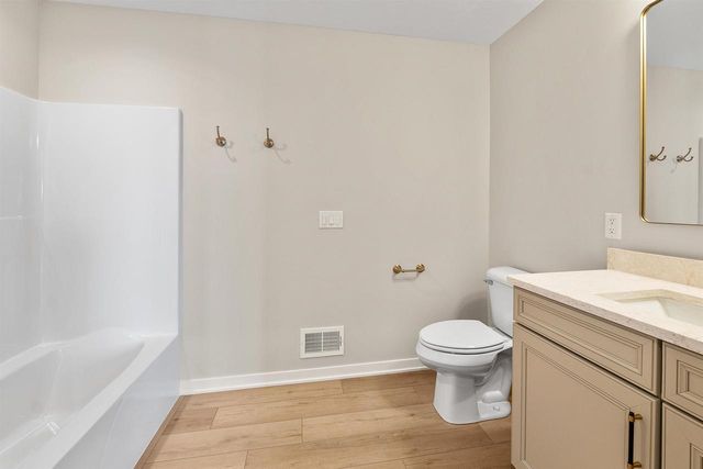 316 TWILIGHT TRAIL, Fond Du Lac, WI 54937