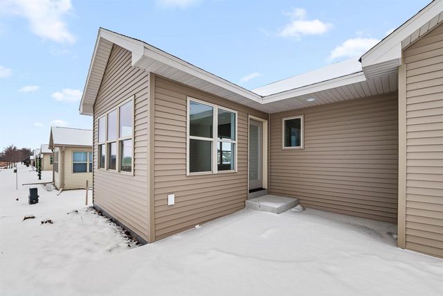 316 TWILIGHT TRAIL, Fond Du Lac, WI 54937