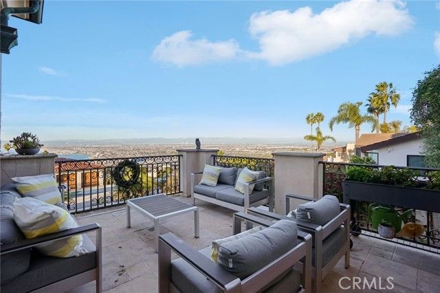 2232 Via La Brea, Palos Verdes Estates, CA 90274