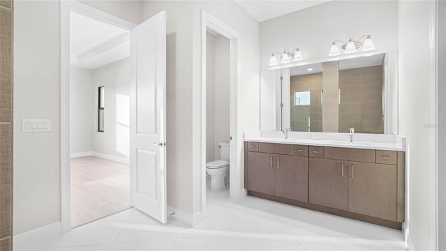 4924 EDISTO COURT, Lakewood Ranch, FL 34211