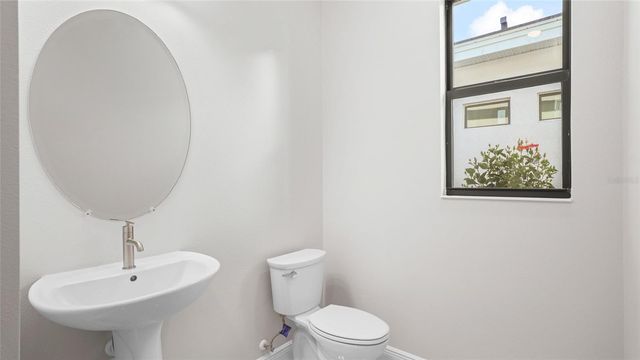 4924 EDISTO COURT, Lakewood Ranch, FL 34211