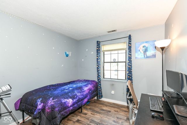 14 Medina Drive, Indianapolis, IN 46227