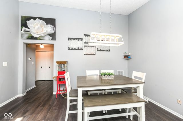 14 Medina Drive, Indianapolis, IN 46227