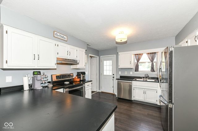 14 Medina Drive, Indianapolis, IN 46227