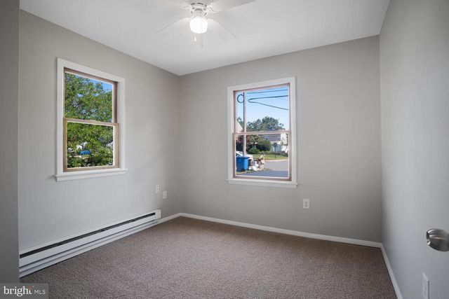 1125 WINDLASS DR, Manahawkin, NJ 08050