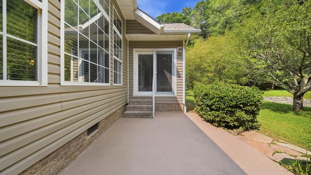 12200 Tobacco Road, Soddy Daisy, TN 37379