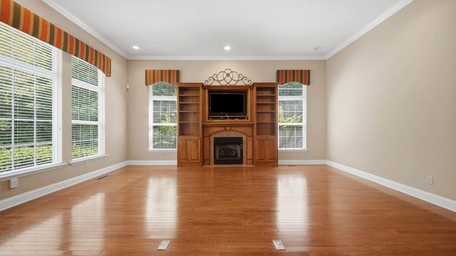 12200 Tobacco Road, Soddy Daisy, TN 37379