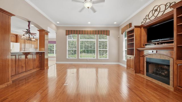 12200 Tobacco Road, Soddy Daisy, TN 37379