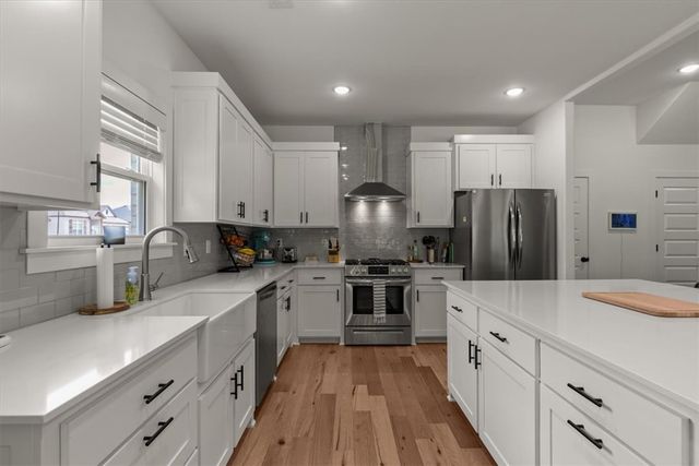 1305 N Quincy Avenue, Fayetteville, AR 72704
