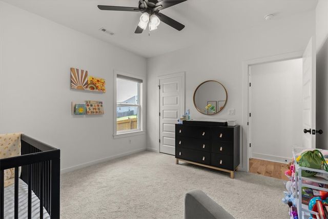 1305 N Quincy Avenue, Fayetteville, AR 72704