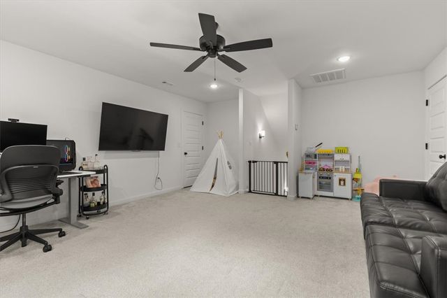 1305 N Quincy Avenue, Fayetteville, AR 72704