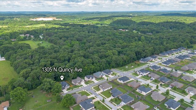 1305 N Quincy Avenue, Fayetteville, AR 72704
