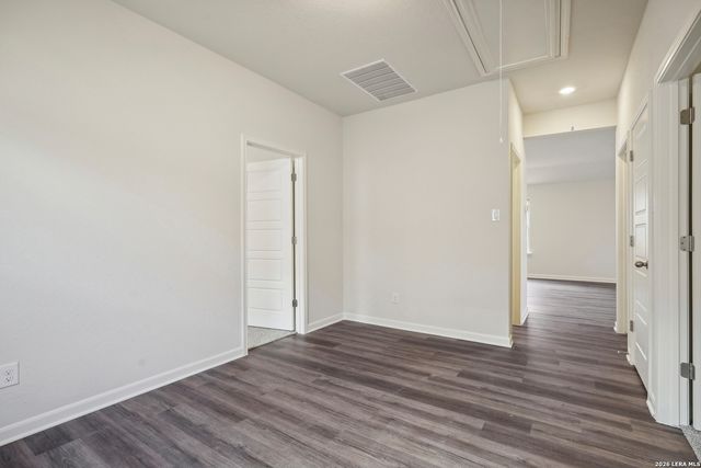 2916 Junction Bay Blank, Converse, TX 78109