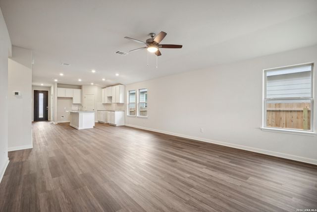 2916 Junction Bay Blank, Converse, TX 78109