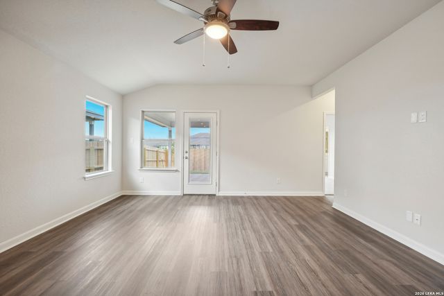 2916 Junction Bay Blank, Converse, TX 78109