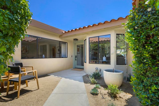 265 Calle Del Verano, Palm Desert, CA 92260