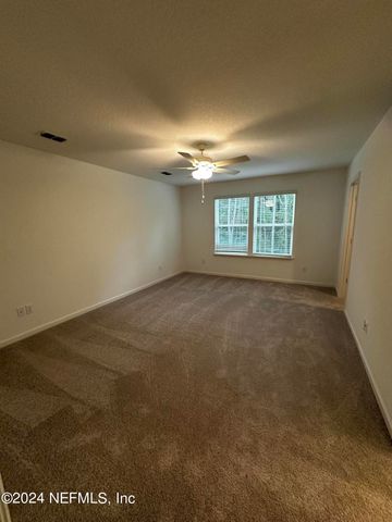 4338 LEEWARD BREEZE Loop, Middleburg, FL 32068