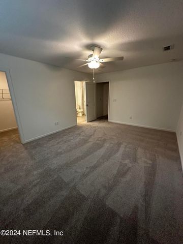 4338 LEEWARD BREEZE Loop, Middleburg, FL 32068