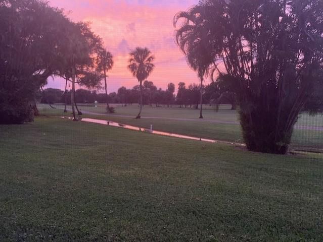 3980 Oaks Clubhouse Drive 101, Pompano Beach, FL 33069