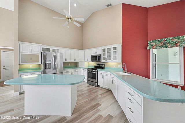 1036 Spanish Wells Drive, Melbourne, FL 32940