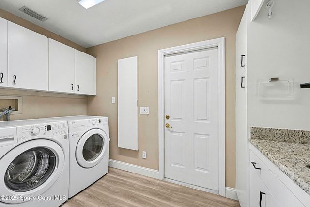 1036 Spanish Wells Drive, Melbourne, FL 32940