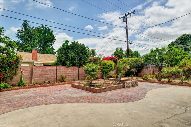 8144 Irondale Avenue, Winnetka, CA 91306