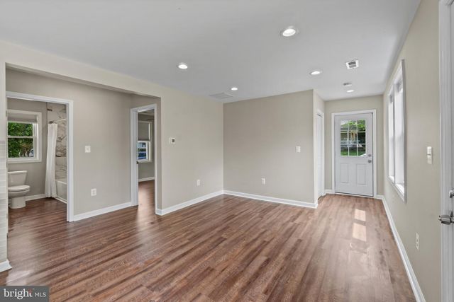 14 MONTROSE RD, Pasadena, MD 21122