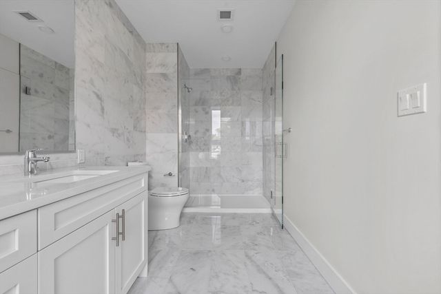 301 Border Street 603, Boston, MA 02128