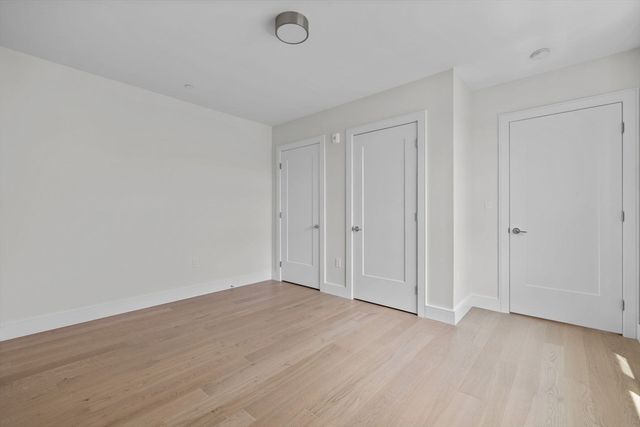 301 Border Street 603, Boston, MA 02128