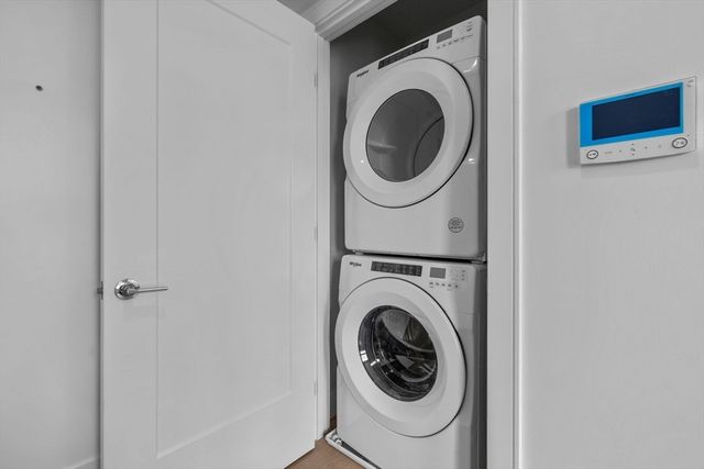 301 Border Street 603, Boston, MA 02128