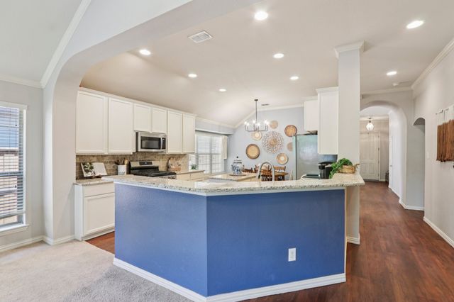 2905 Lincoln Drive, Melissa, TX 75454