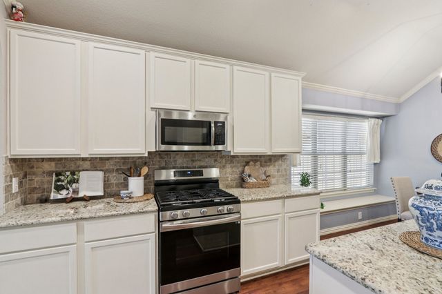 2905 Lincoln Drive, Melissa, TX 75454