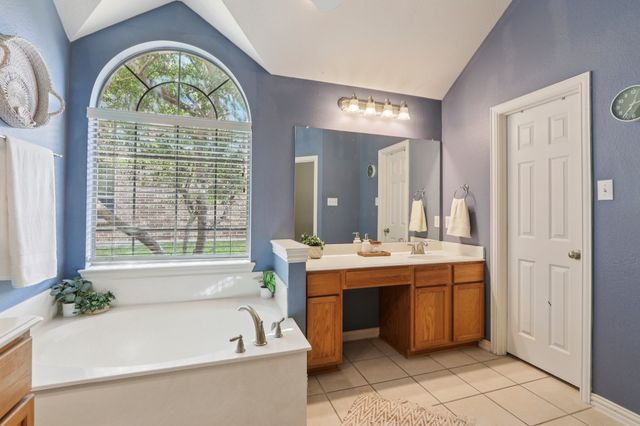 2905 Lincoln Drive, Melissa, TX 75454