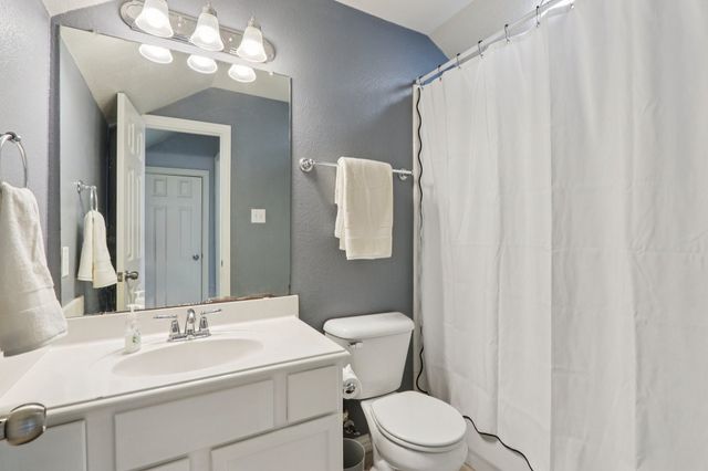 2905 Lincoln Drive, Melissa, TX 75454