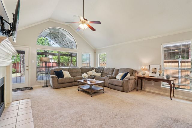 2905 Lincoln Drive, Melissa, TX 75454