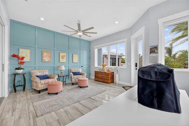 3287 RED TAIL HAWK DRIVE, Polk City, FL 33868