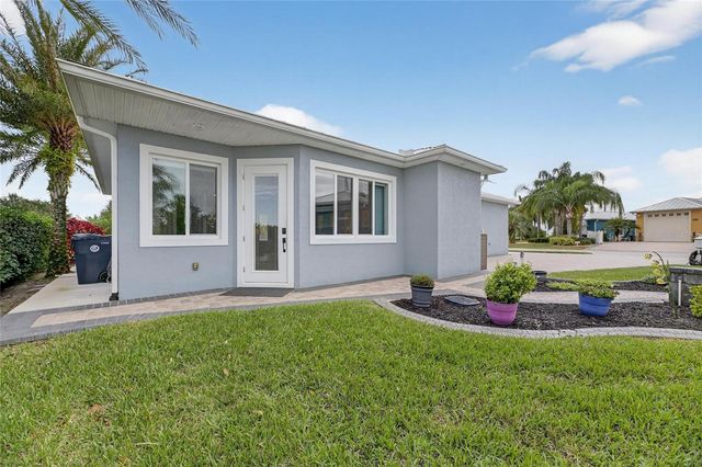 3287 RED TAIL HAWK DRIVE, Polk City, FL 33868