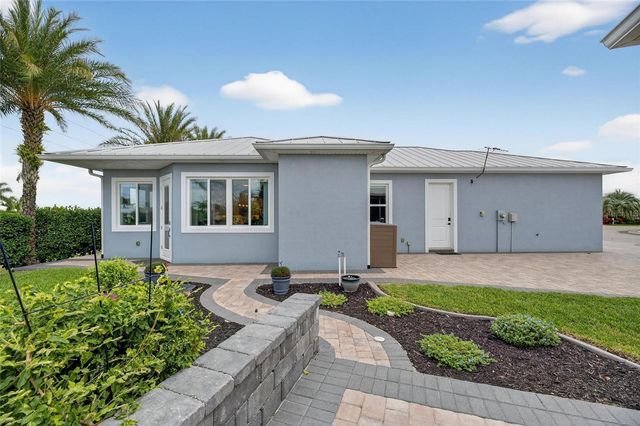 3287 RED TAIL HAWK DRIVE, Polk City, FL 33868