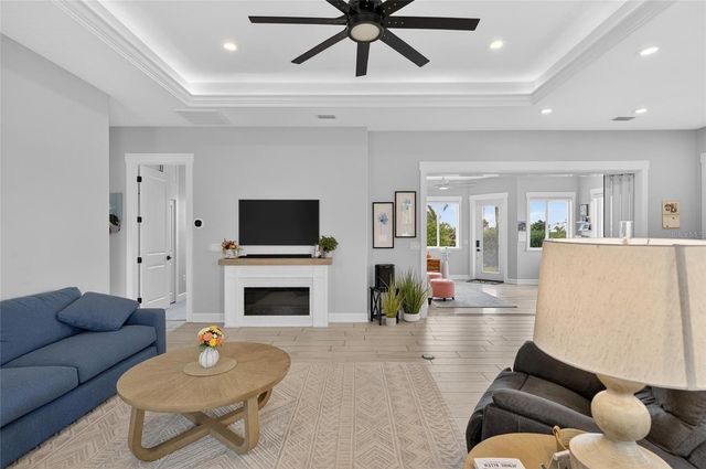 3287 RED TAIL HAWK DRIVE, Polk City, FL 33868