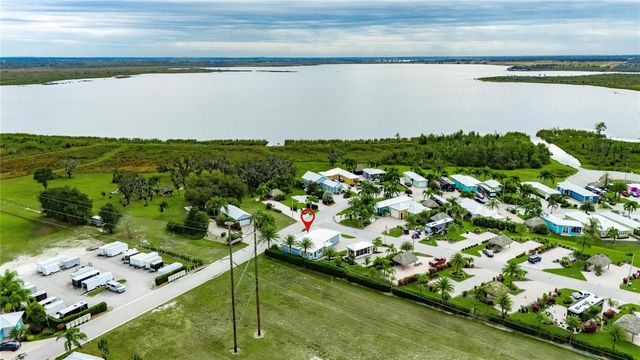 3287 RED TAIL HAWK DRIVE, Polk City, FL 33868