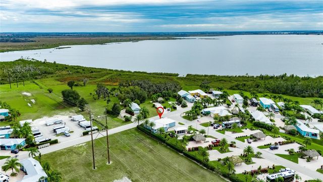 3287 RED TAIL HAWK DRIVE, Polk City, FL 33868