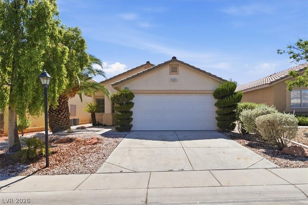 8929 Crooked Shell Avenue, Las Vegas, NV 89143 — exterior