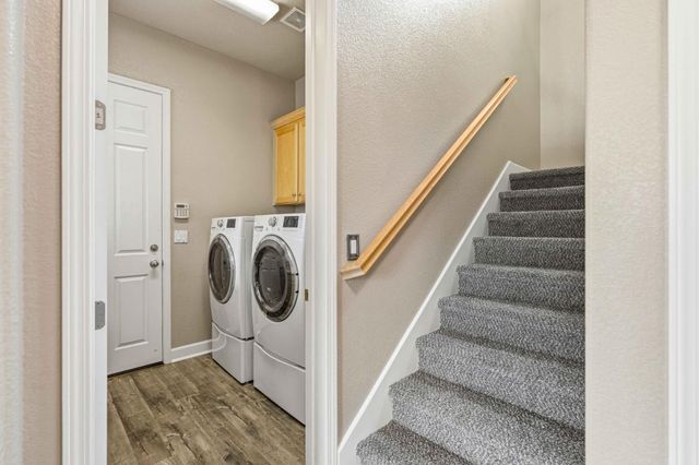 1715 Limestone Dr, Ripon, CA 95366