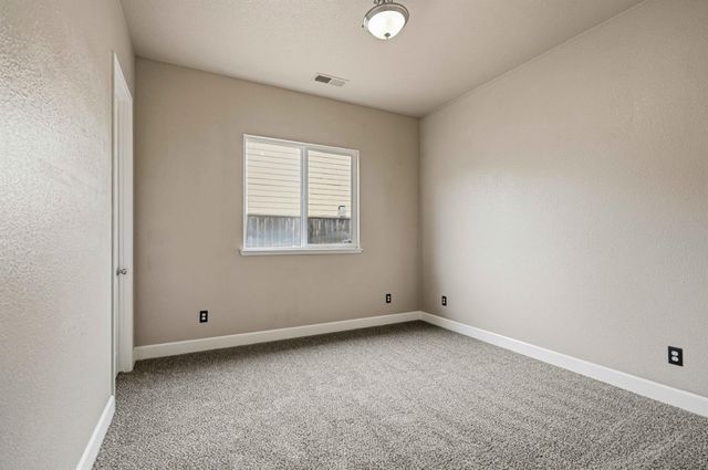 1715 Limestone Dr, Ripon, CA 95366