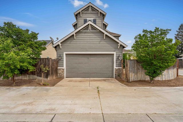 1715 Limestone Dr, Ripon, CA 95366