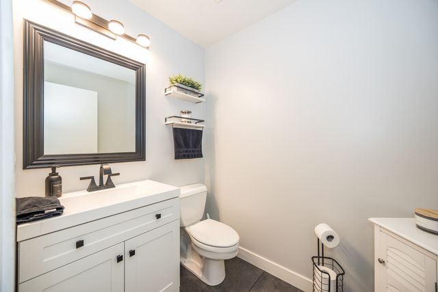 500 S Clinton Street 242, Chicago, IL 60607